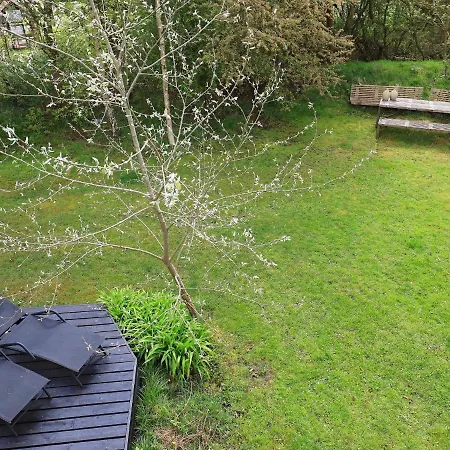 Five-Bedroom Holiday home in Blåvand 20 Feriehus *