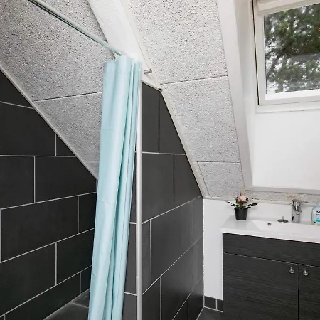 Five-Bedroom Holiday home in Blåvand 20 *