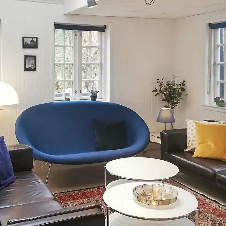 Five-Bedroom Holiday home in Blåvand 20